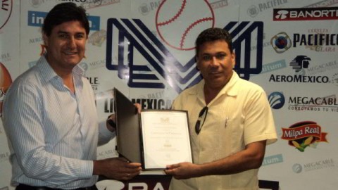 Entrega de certificados de franquicias en la Liga Mexicana del Pacífico