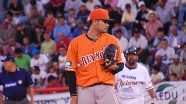 Jesús Castillo, pitcher de Broncos de Reynosa en Aguascalientes